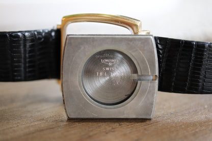 Montre Longines à cadran carré en lin et fonctionnement manuel