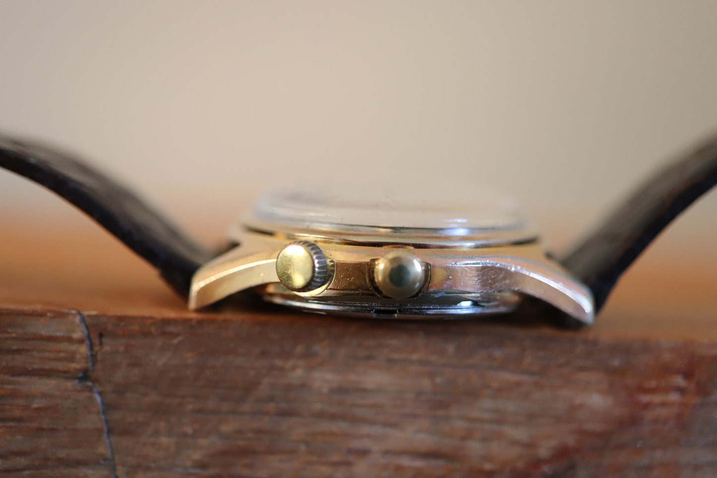 Nora Manual-Wind Alarm Watch