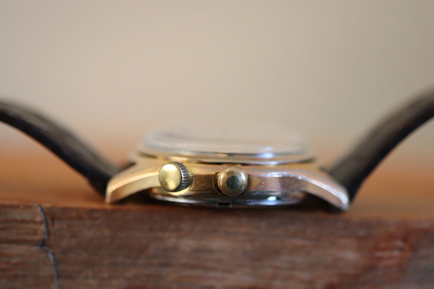 Nora Manual-Wind Alarm Watch