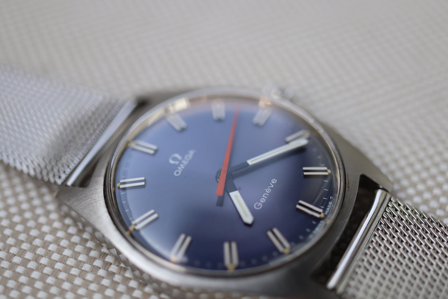 Omega Genève Ref. 135.041 – A Timeless Classic