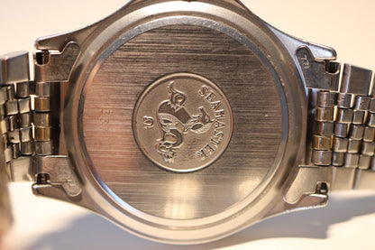 Very rare 2 tones Omega Seamaster 1337 - www.watchvault.ca